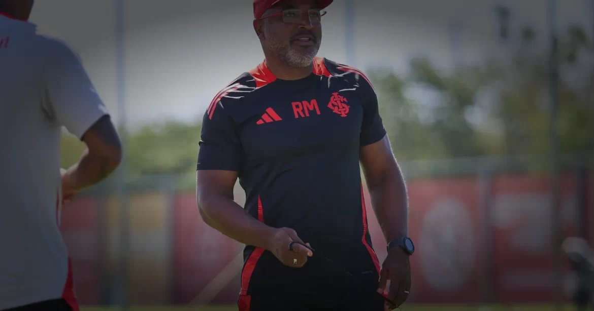 Inter tá fechado com Roger: técnico renova contrato até 2026